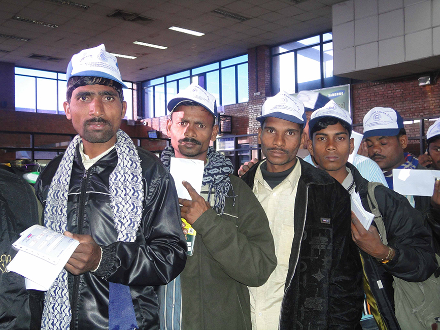 Picture showing departing migrants at the airport of Kathmandu.